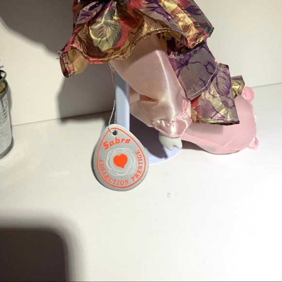 Porcelain doll - Picture 4 of 4